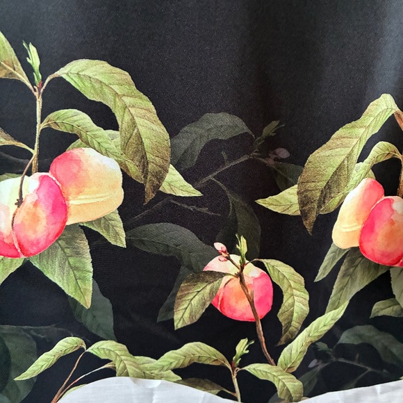 Designer Top - Picture 3 of 7